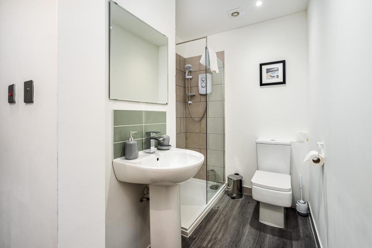 The Renfrew Residence 4-Bedroom, City Centre Glasgow Buitenkant foto